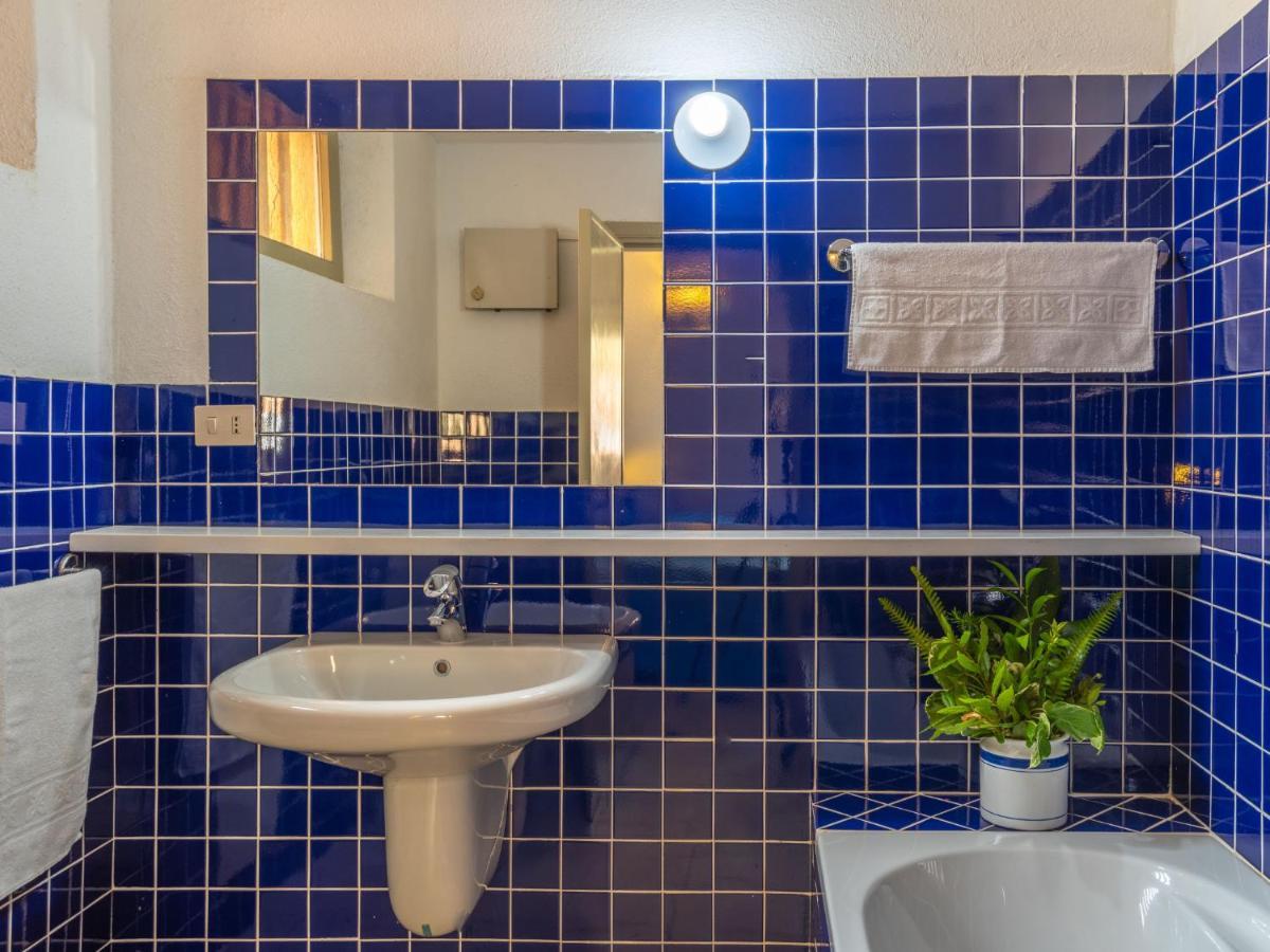 Apartment La Vigna Blu By Interhome Palau Eksteriør billede